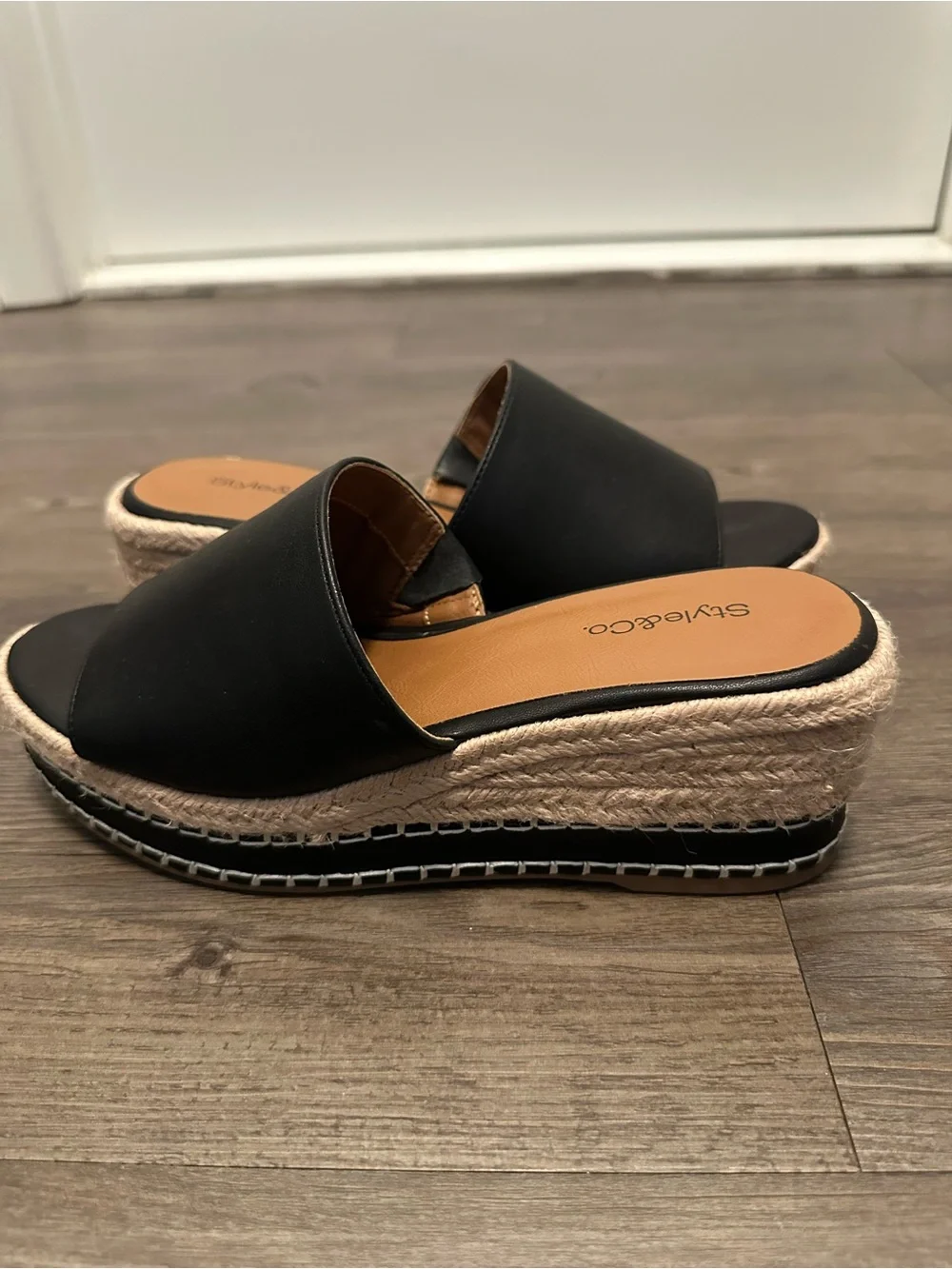 ❤️ Black STYLE & CO Hayess Espadrille - Size 6.5